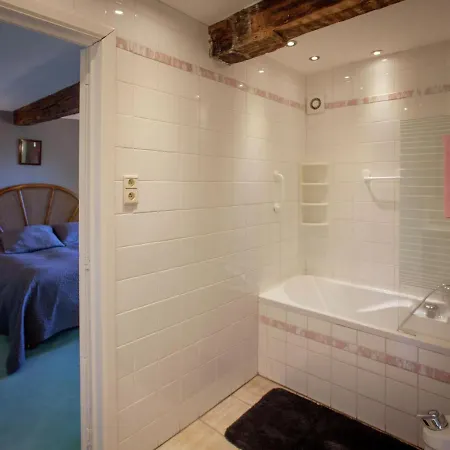Beautiful Farmhouse With Private Garden Near Forest In * Lorcé